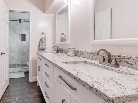 1301 Devonshire Ct, Edmond, OK 73034 photo 32