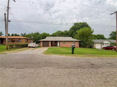 805 E Washington St, Tecumseh, OK 74873 photo 3