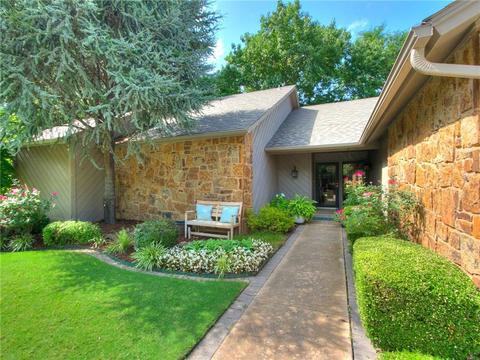 2011 Trailpine Ct, Norman, OK 73072 photo 2
