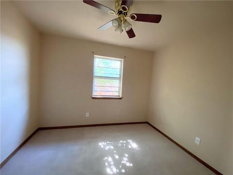 2121 Galaxy Dr, Altus, OK 73521 photo 14
