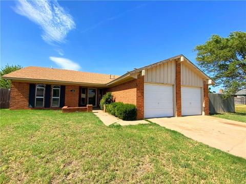 2121 Galaxy Dr, Altus, OK 73521 photo 2