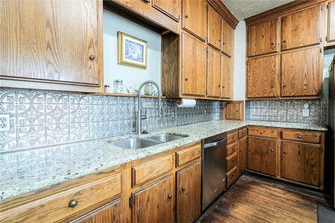 801 E Noble Ave, Guthrie, OK 73044 photo 16