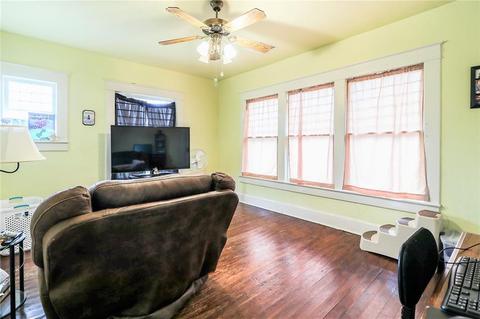 801 E Noble Ave, Guthrie, OK 73044 photo 24