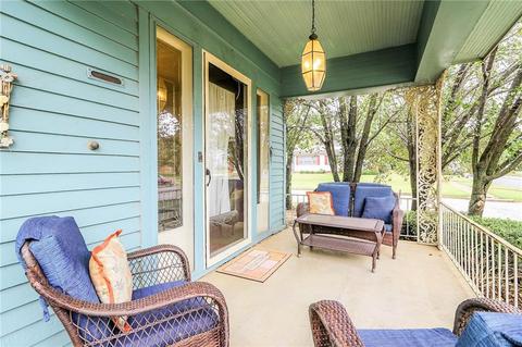 801 E Noble Ave, Guthrie, OK 73044 photo 2