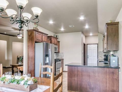 1014 Ella, Tuttle, OK 73089 photo 21