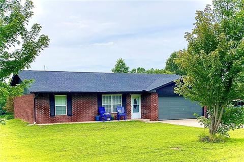 2679 Maple Dr, Harrah, OK 73045 photo 1