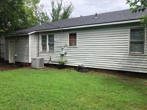 913 E 7th St, Shawnee, OK 74801 photo 5