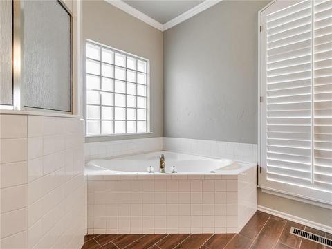 2617 E Ashecroft Dr, Edmond, OK 73034 photo 24