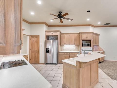 2617 E Ashecroft Dr, Edmond, OK 73034 photo 10