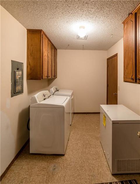 616 E Benton Ave, Sayre, OK 73662 photo 13