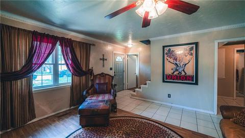 208 E 31st St, Edmond, OK 73013 photo 3