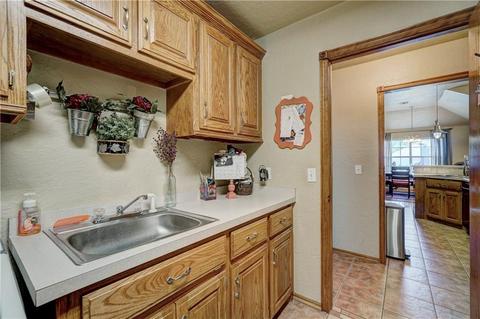 612 Loyd Ln, Moore, OK 73160 photo 19