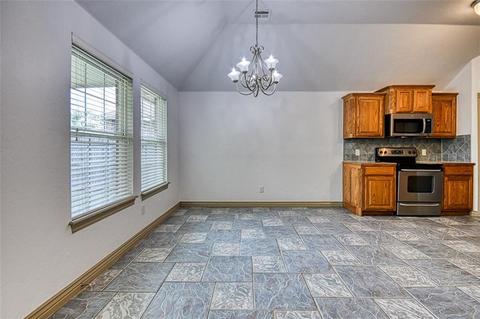 1705 Mead Ln, Moore, OK 73170 photo 9