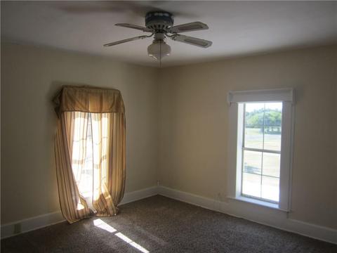 309 E 7th St, Olustee, OK 73560 photo 16