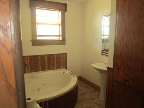 309 E 7th St, Olustee, OK 73560 photo 7