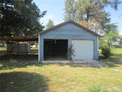 309 E 7th St, Olustee, OK 73560 photo 4