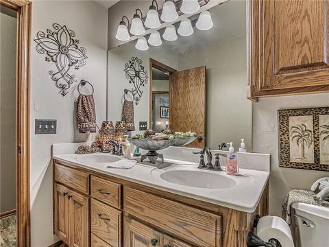 2209 Oak Dr, Moore, OK 73170 photo 27