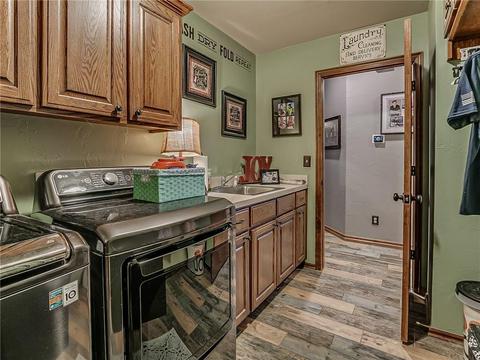 2209 Oak Dr, Moore, OK 73170 photo 31