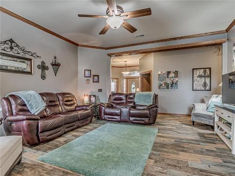 2209 Oak Dr, Moore, OK 73170 photo 7