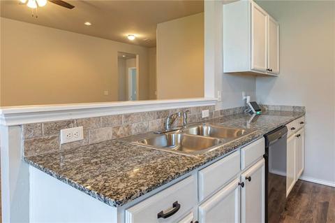 9817 Jackrabbit Rd, Yukon, OK 73099 photo 12