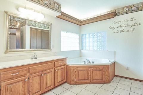 123 S 7th St, Mcloud, OK 74851 photo 12