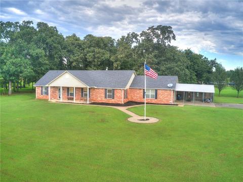 1403 E 7th St, Stroud, OK 74079 photo 1