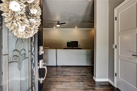 309 E Cedar Dr, Tuttle, OK 73089 photo 4