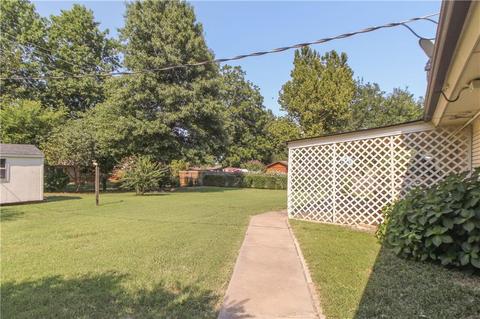2307 E Robinson St, Norman, OK 73071 photo 26