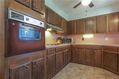 2307 E Robinson St, Norman, OK 73071 photo 13