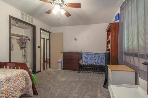 2307 E Robinson St, Norman, OK 73071 photo 22