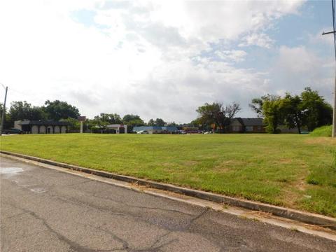 1012 N 1016 1018 Kickapoo St, Shawnee, OK 74801 photo 5