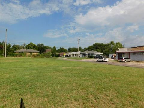 1012 N 1016 1018 Kickapoo St, Shawnee, OK 74801 photo 3