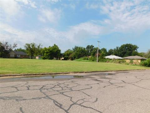 1012 N 1016 1018 Kickapoo St, Shawnee, OK 74801 photo 4