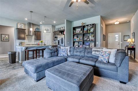 1404 Ridgeway Dr, Moore, OK 73160 photo 7