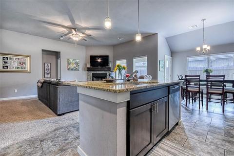 1404 Ridgeway Dr, Moore, OK 73160 photo 17