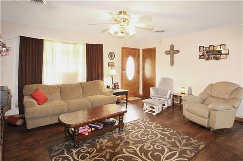 315 N Bryan, Burns Flat, OK 73624 photo 4