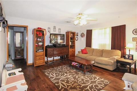 315 N Bryan, Burns Flat, OK 73624 photo 3