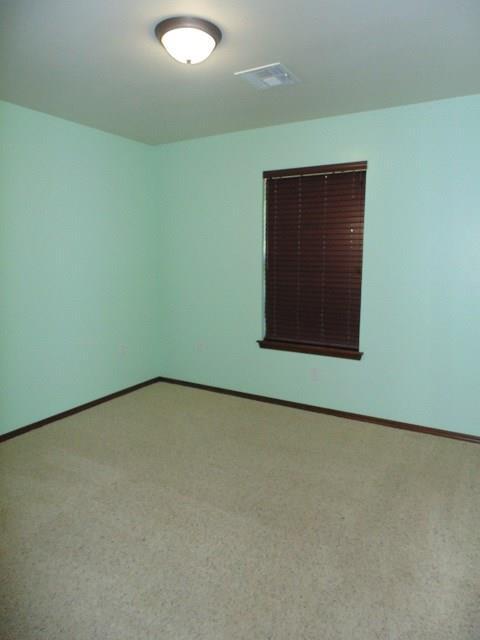 503 SW 4th St, Tuttle, OK 73089 photo 32