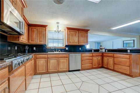 2508 N Robin St, Altus, OK 73521 photo 6
