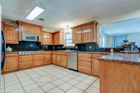 2508 N Robin St, Altus, OK 73521 photo 7
