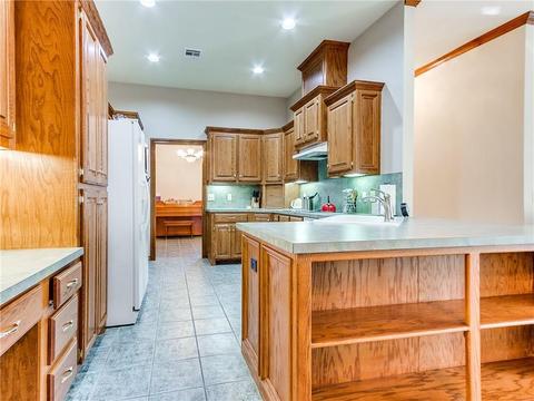 3308 Windjammer St, Norman, OK 73072 photo 9