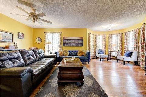 153 E Vail Dr, Yukon, OK 73099 photo 5