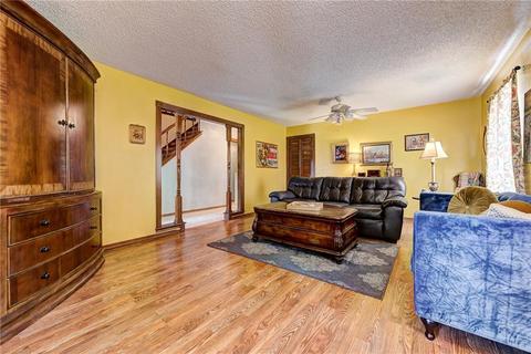 153 E Vail Dr, Yukon, OK 73099 photo 7