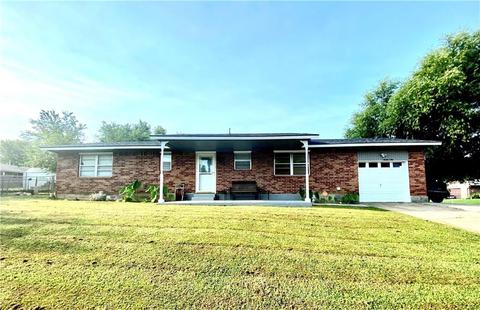 100 Thomas Blvd, Mcloud, OK 74851 photo 1