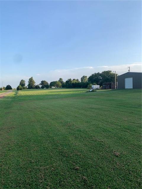 923 E Crystal Rd, Tuttle, OK 73089 photo 9