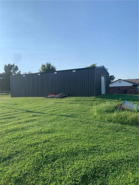 923 E Crystal Rd, Tuttle, OK 73089 photo 6