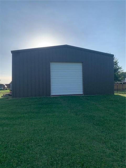 923 E Crystal Rd, Tuttle, OK 73089 photo 5