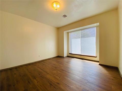 716 Rosehaven Dr, Altus, OK 73521 photo 8