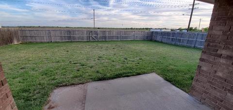 1800 Cougar Cir, Altus, OK 73521 photo 3