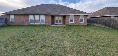 1800 Cougar Cir, Altus, OK 73521 photo 2